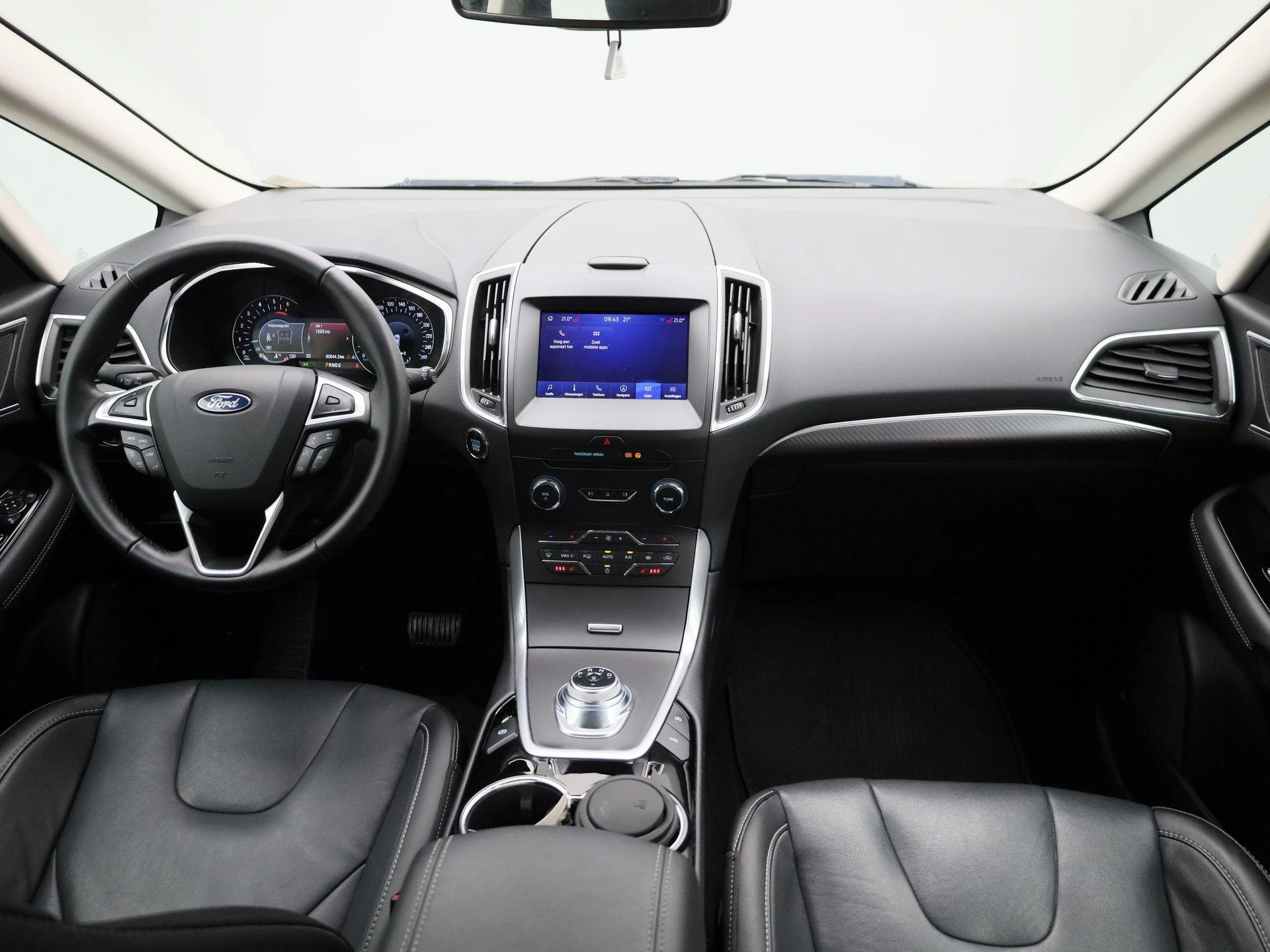 Ford-S-Max-image-35