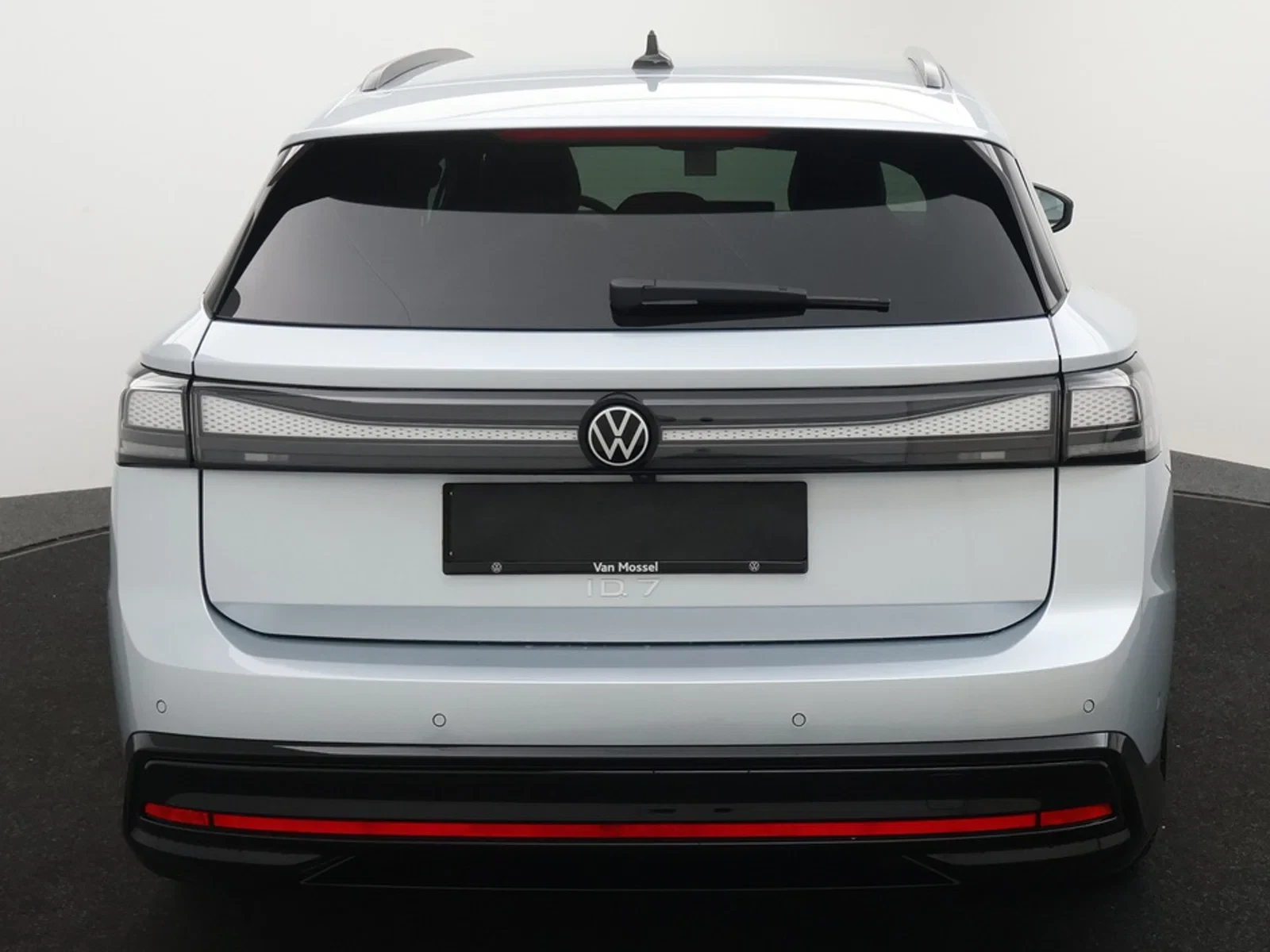 Volkswagen ID.7 Tourer Pro Business Premium 77 kWh 286 pk *TREKHAAK* DEMO