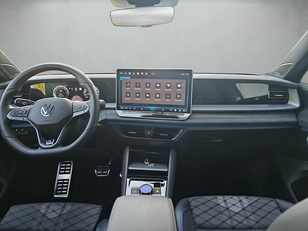 Volkswagen Tayron 2.0 TDI DSG 4Motion R-Line *DCC*AHK*Pano