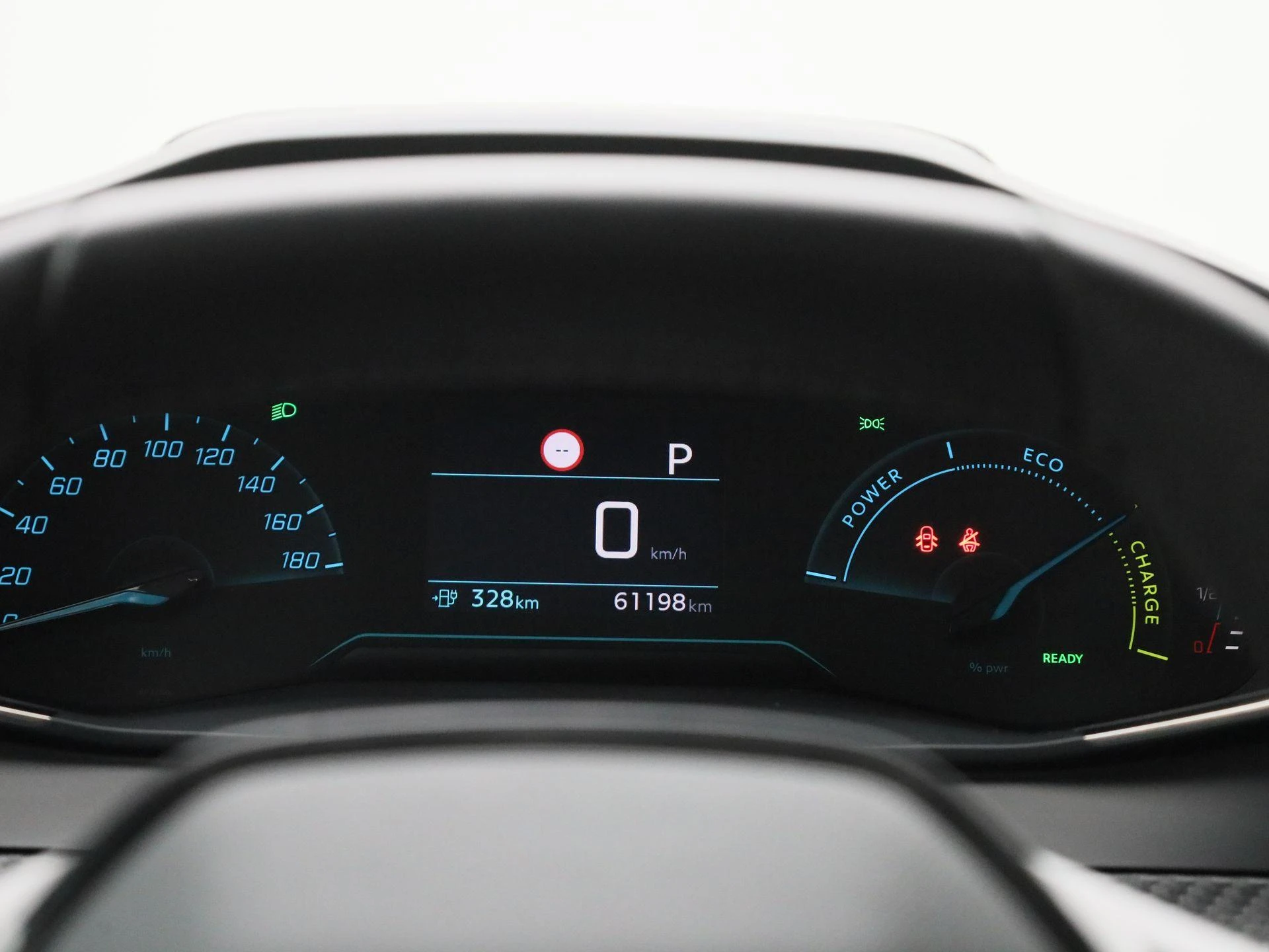 Peugeot e-208 - 8