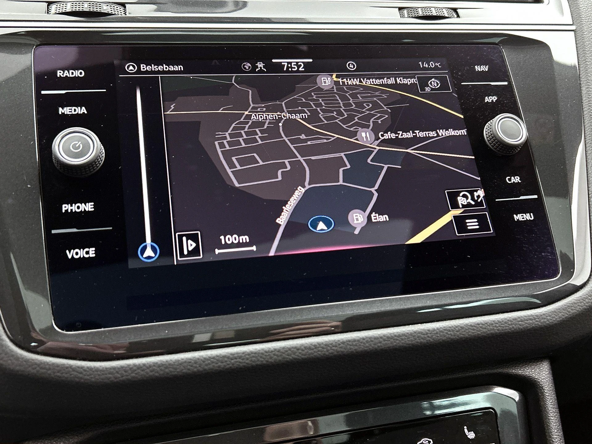 Volkswagen-Tiguan-image-43