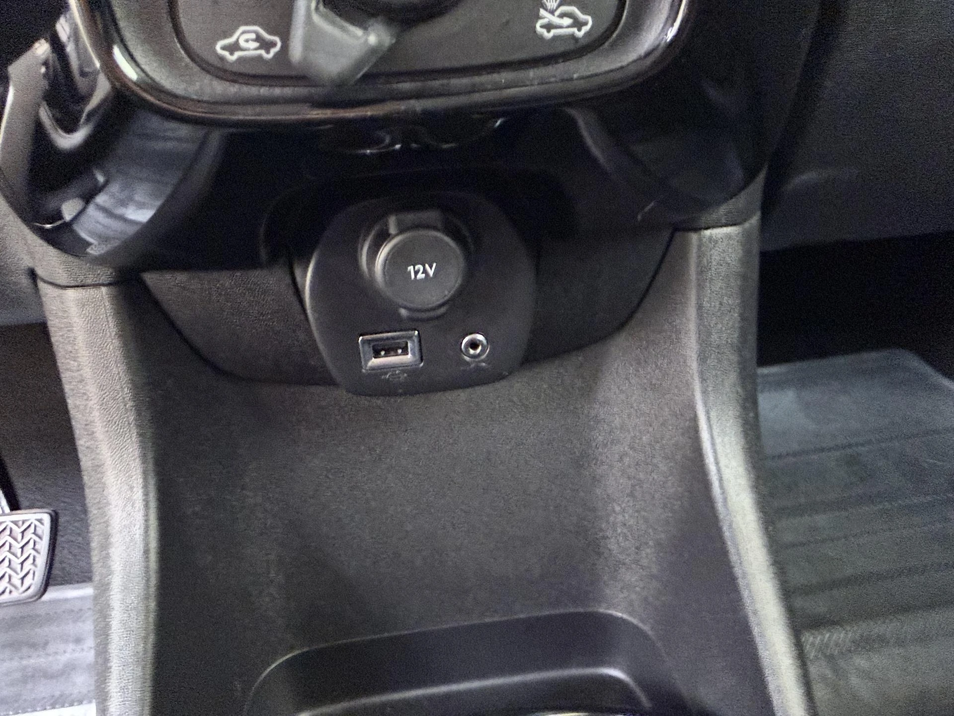 Peugeot-108-image-19