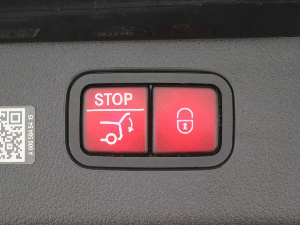 Mercedes-Benz Classe C 180 AMG Line Break + PANORAMISCH DAK + DIGITAL LIGHT + KEY LESS +