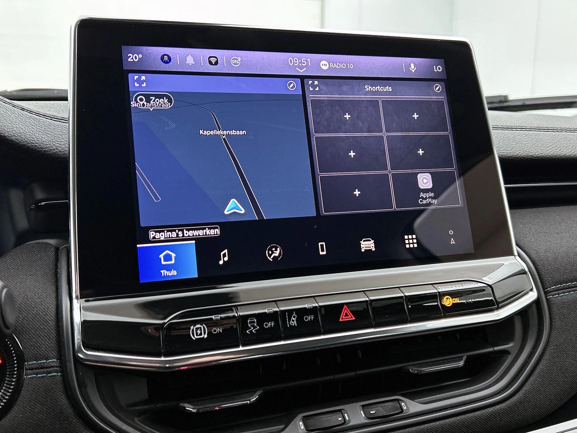 Jeep Compass 4xe 240 Plug-in Hybrid Electric Upland