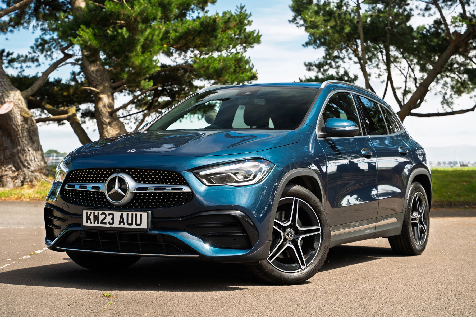 Mercedes-Benz-GLA-image-38