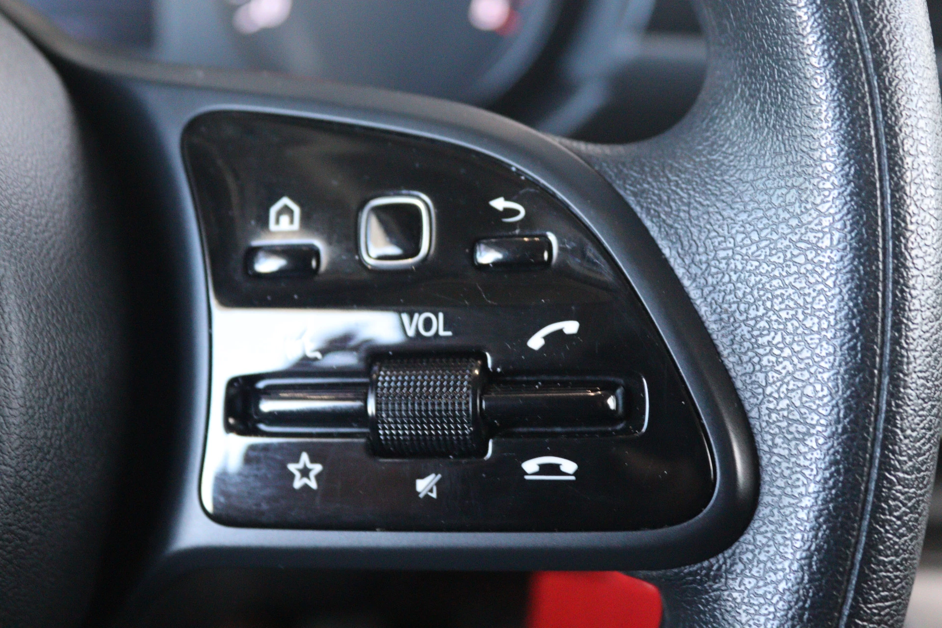 Mercedes-Benz-Citan-image-12