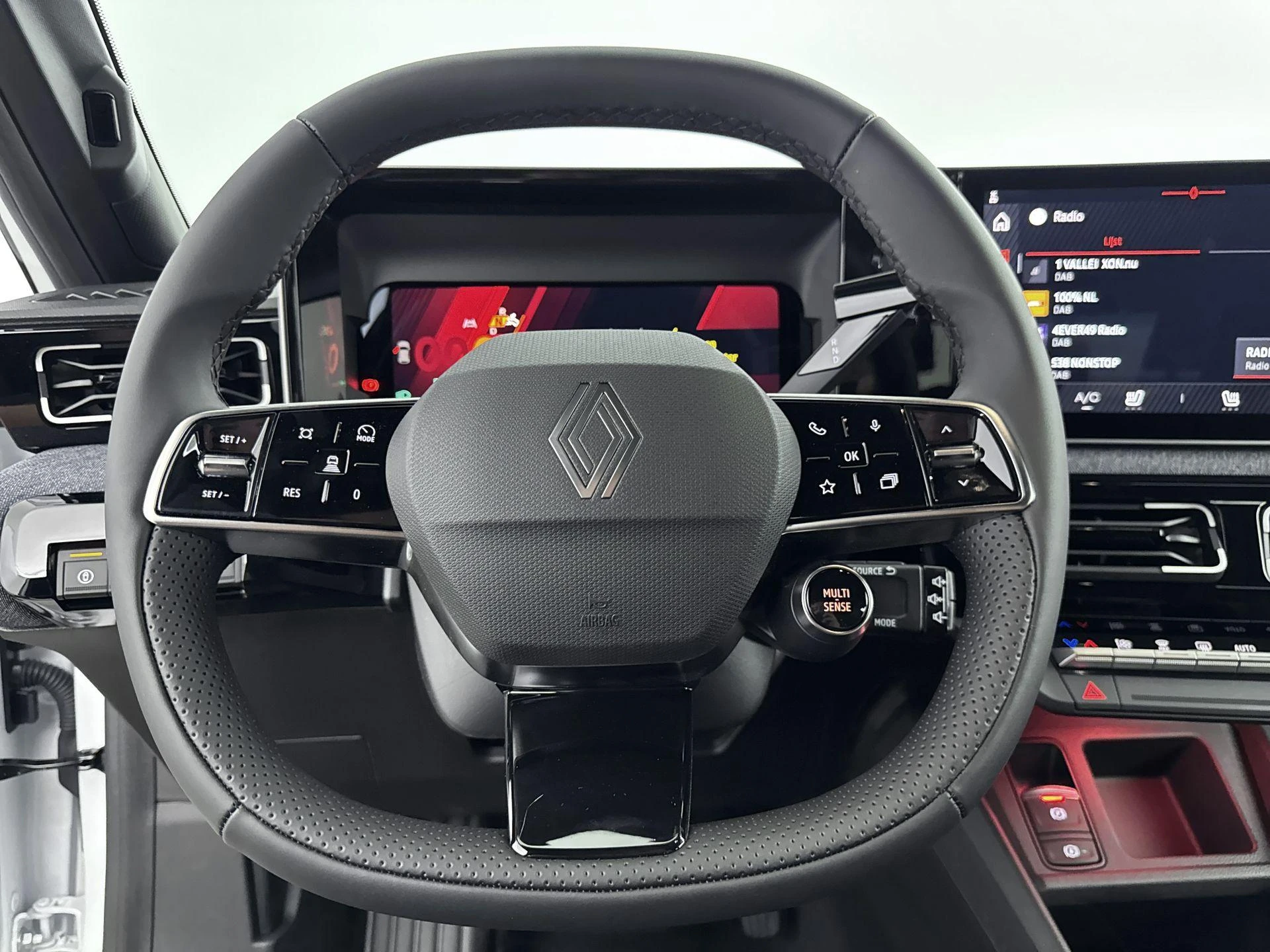 Renault-5-image-9