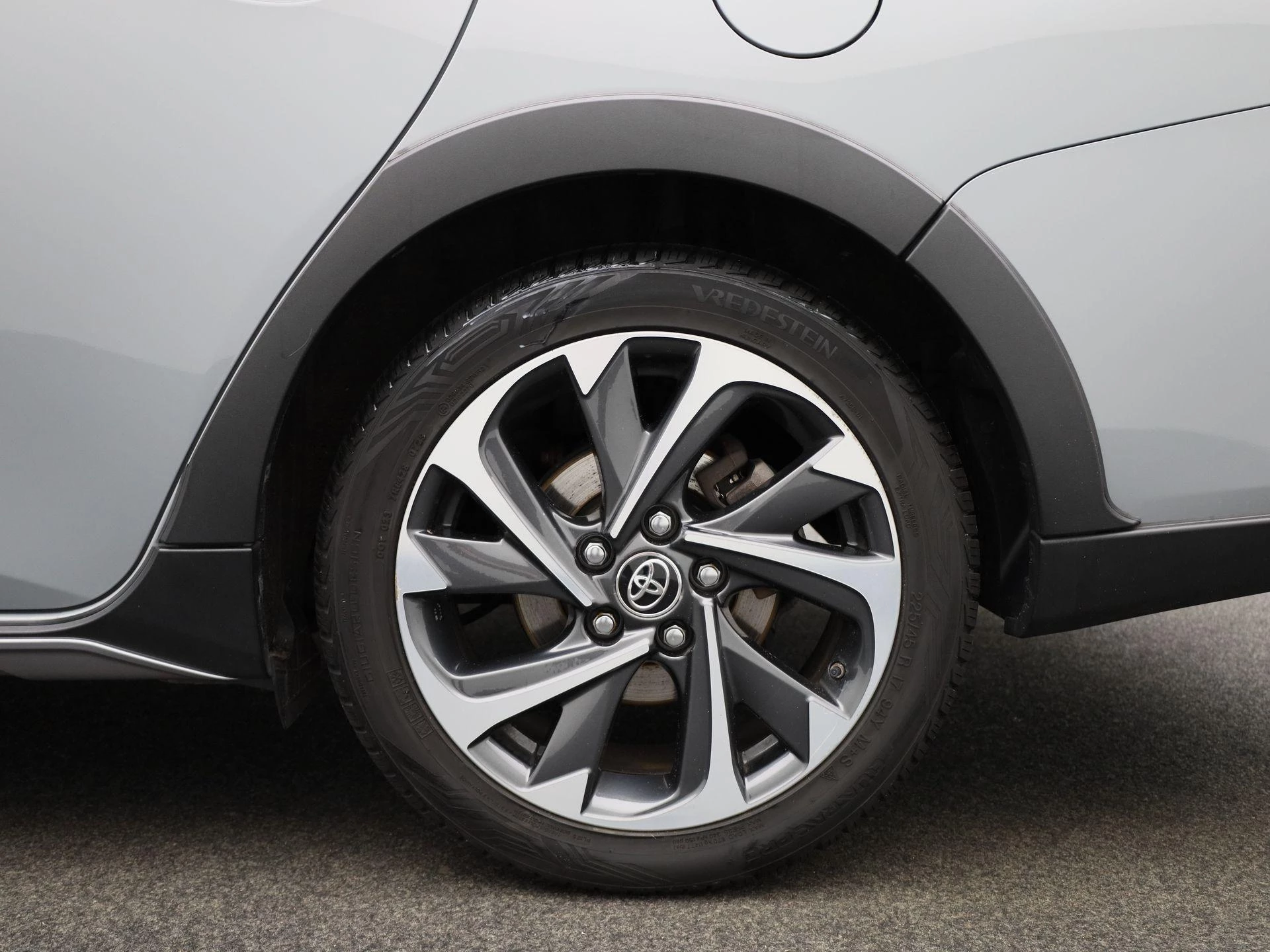 Toyota-Auris-image-12