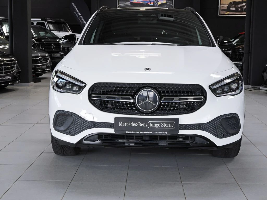 Mercedes-Benz-GLA 250-image-3