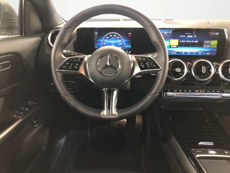 Mercedes-Benz GLA 200 d PROGRESSIVE MBUX LED SHZ KLIMA ProgressiveH247 GLA 200 d PROGRESSIVE MBUX LED SHZ KLIMA Progressive