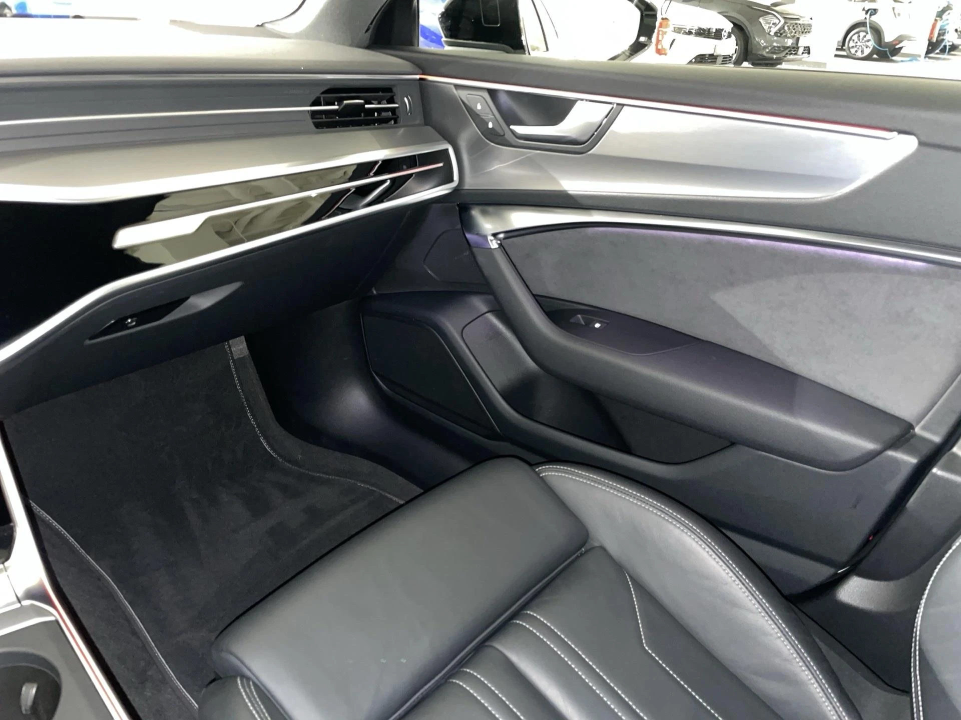 Audi-A6-image-8
