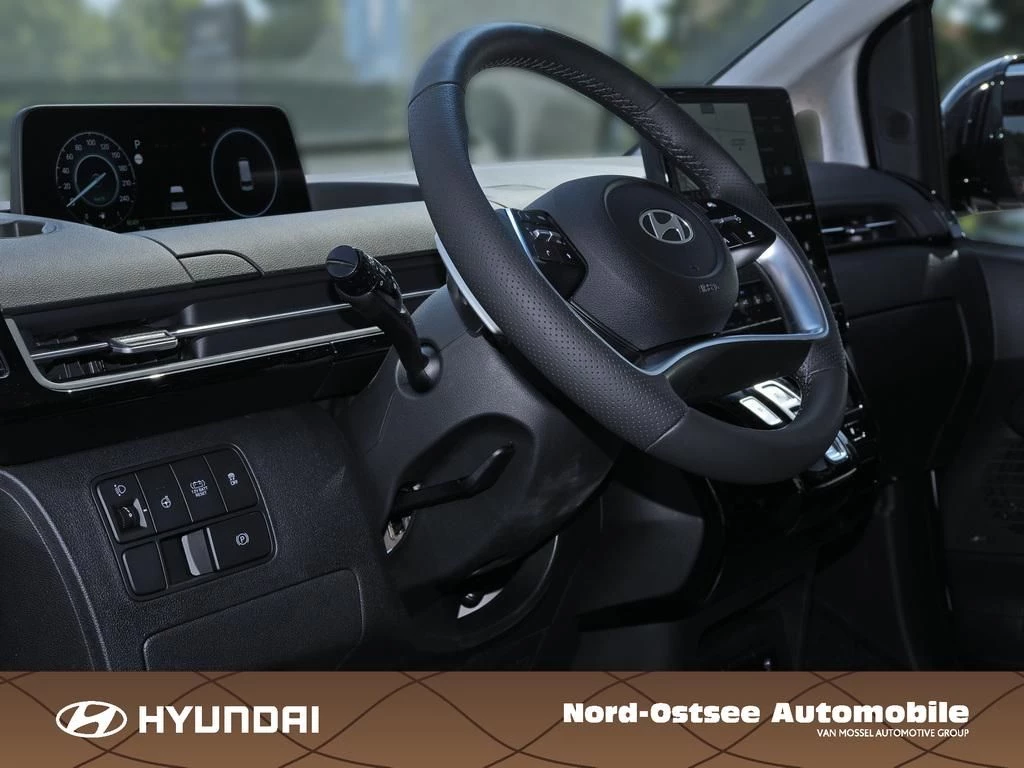 Hyundai Staria HEV 7-Sitzer Signature Panoramadach