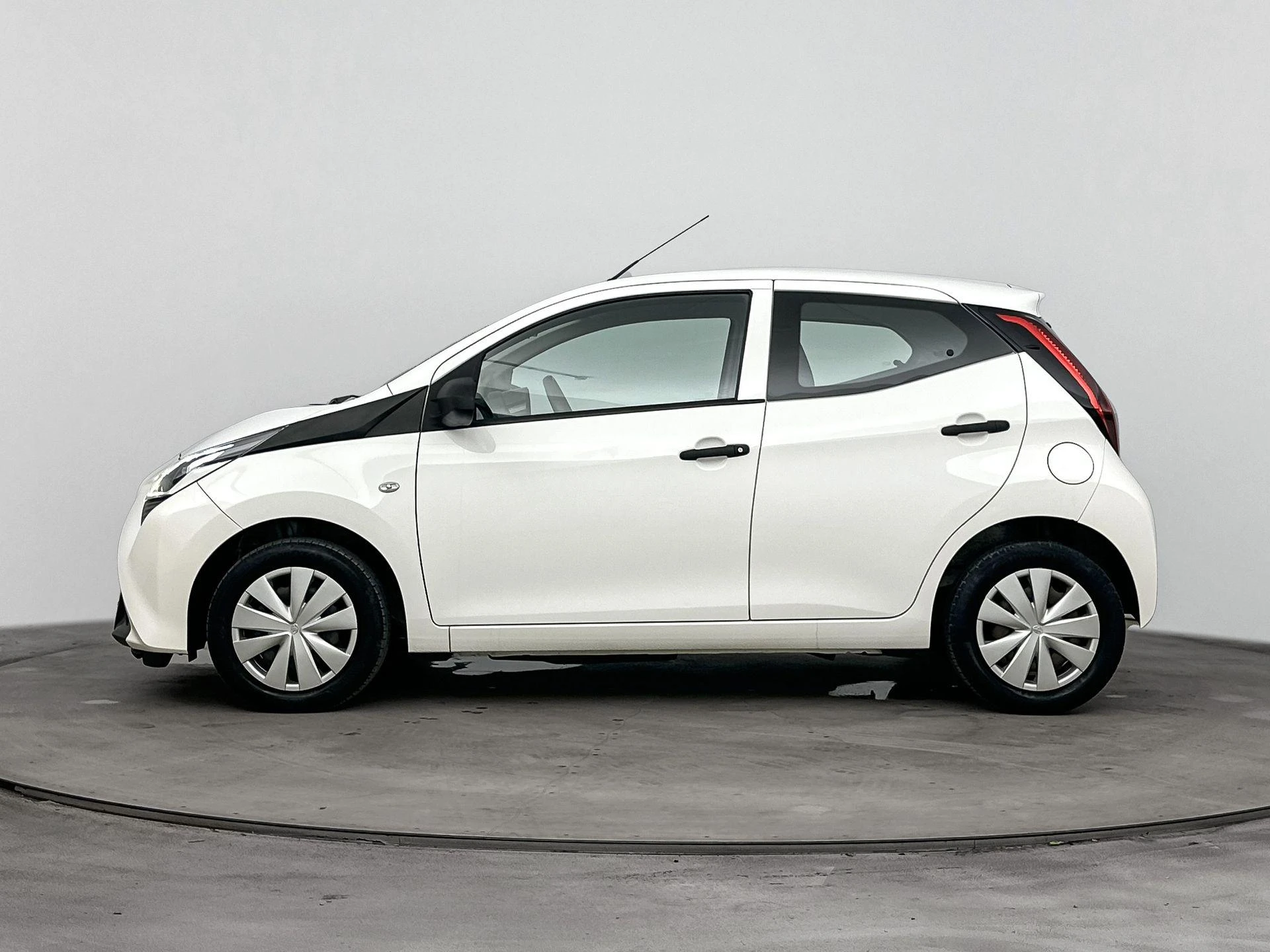 Toyota-Aygo-image-1