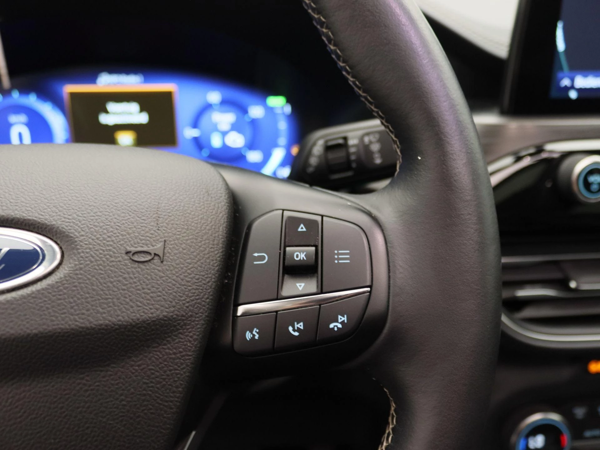 Ford-Kuga-image-20