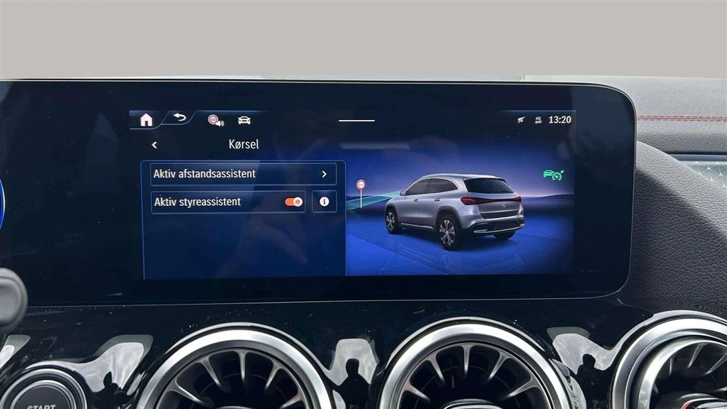 Mercedes-Benz-EQA-image-15