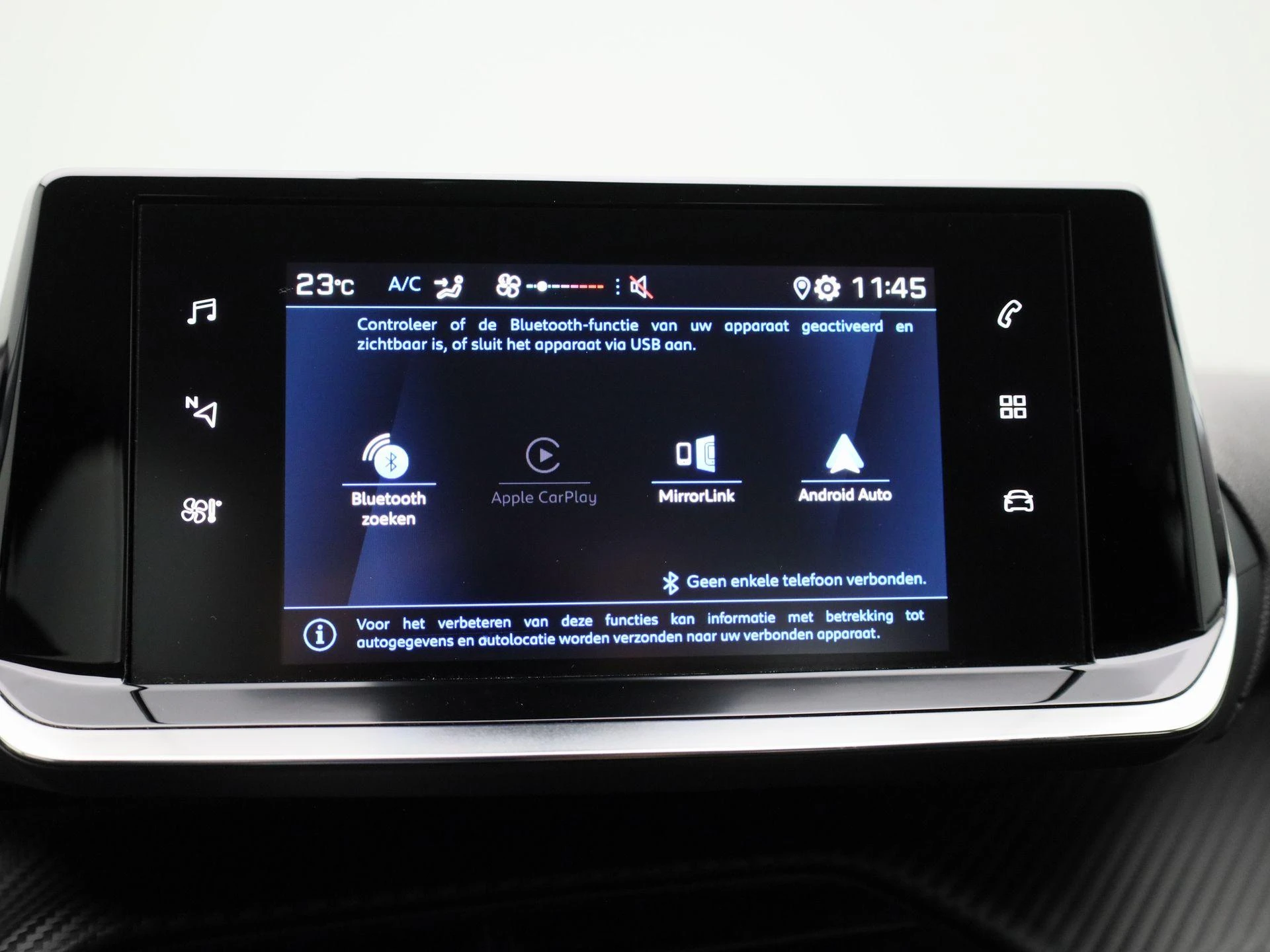 Peugeot-208-image-15