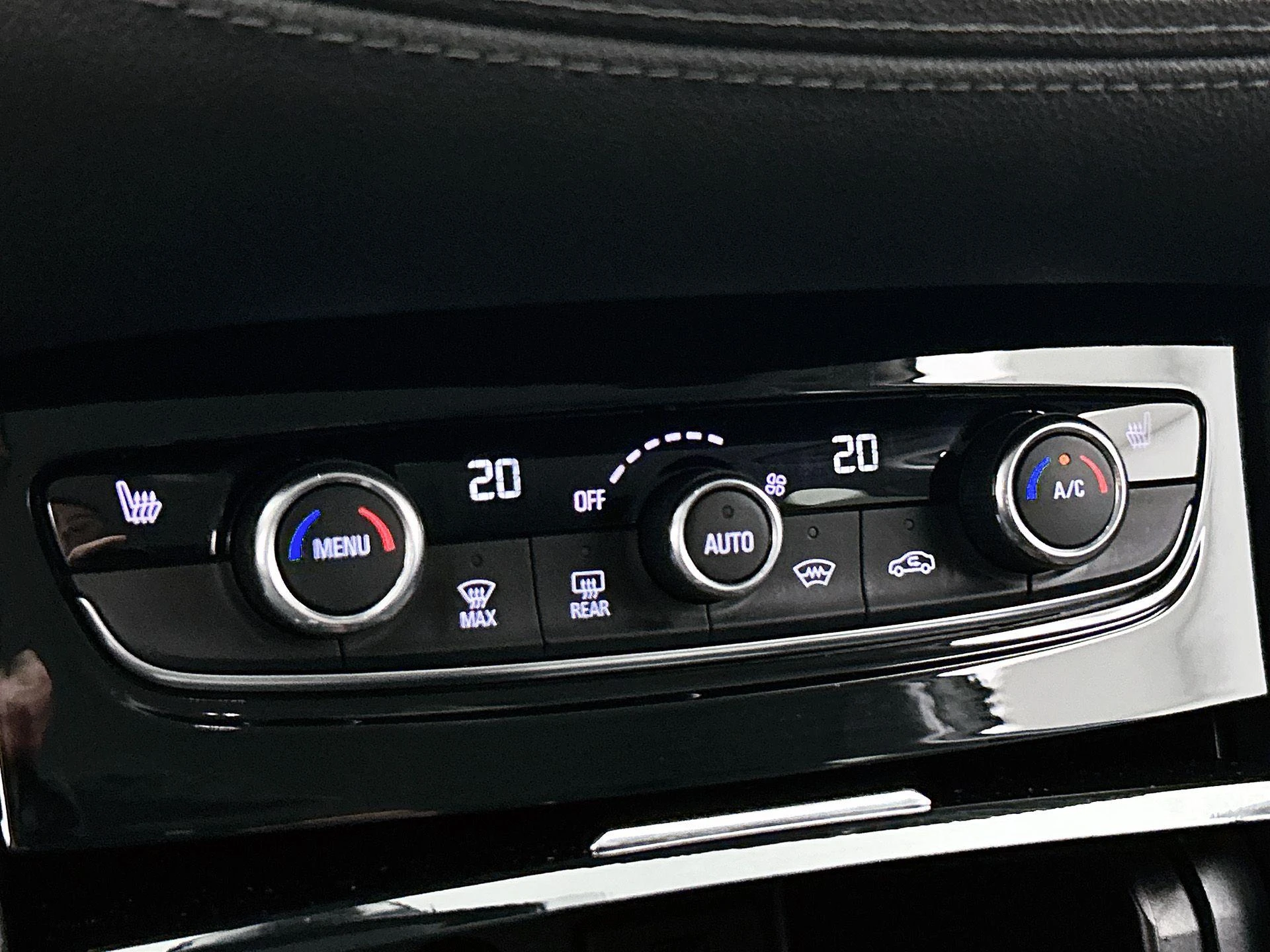 Opel-Grandland X-image-15