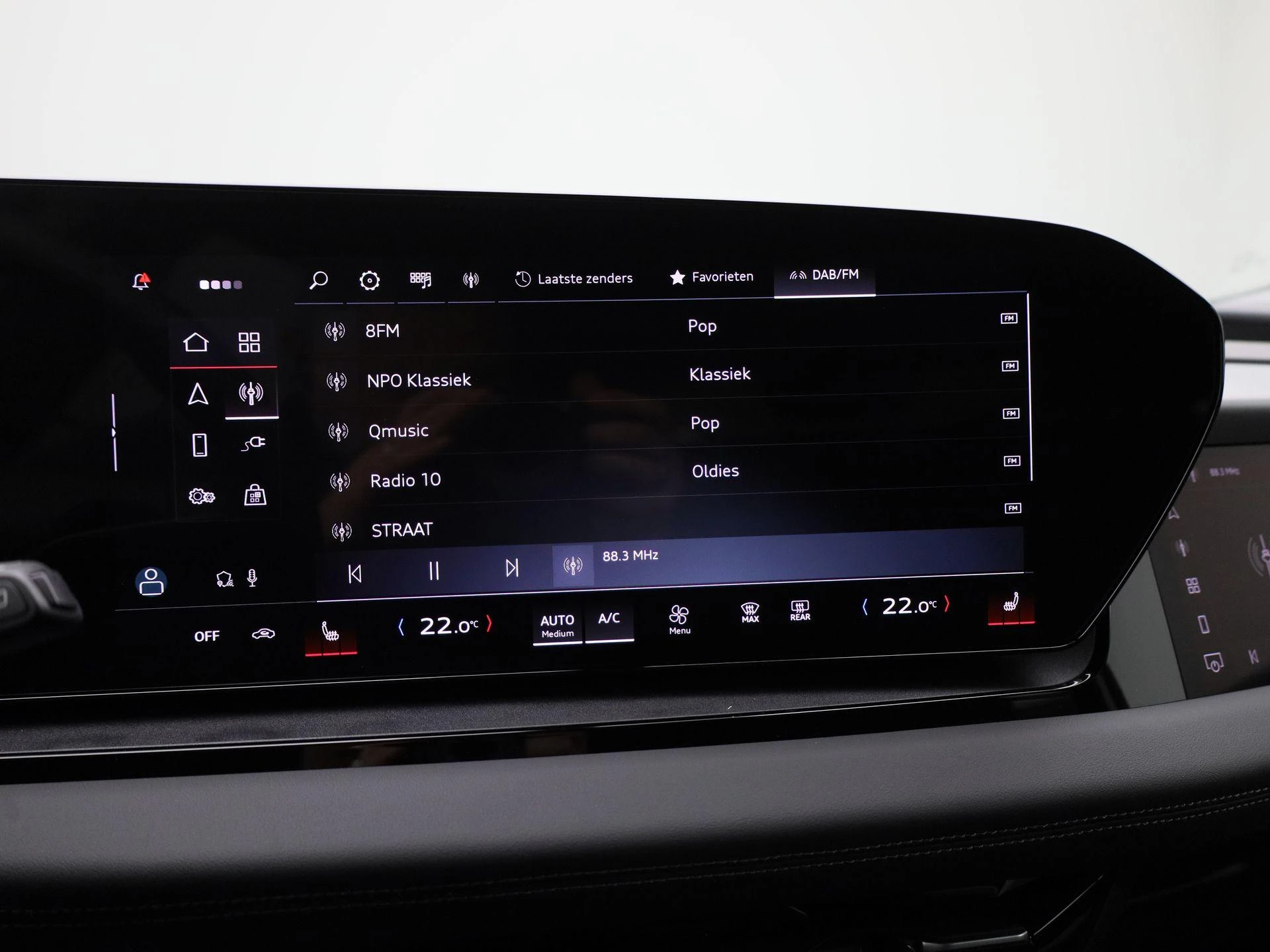 Audi-Q6 e-tron-image-22