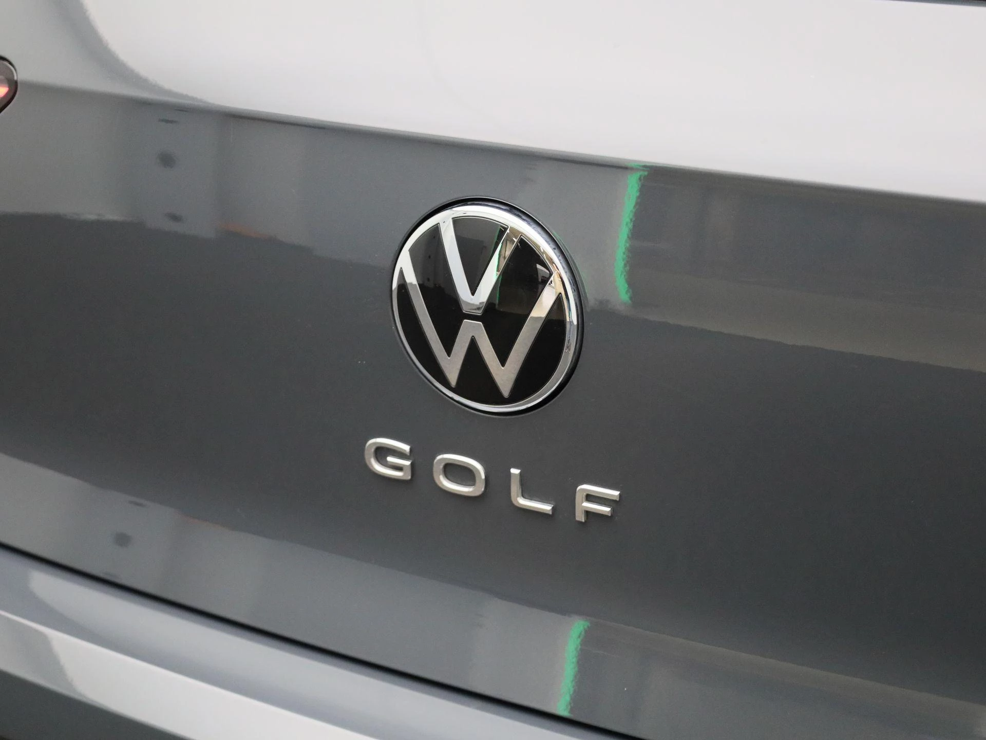 Volkswagen-Golf-image-43