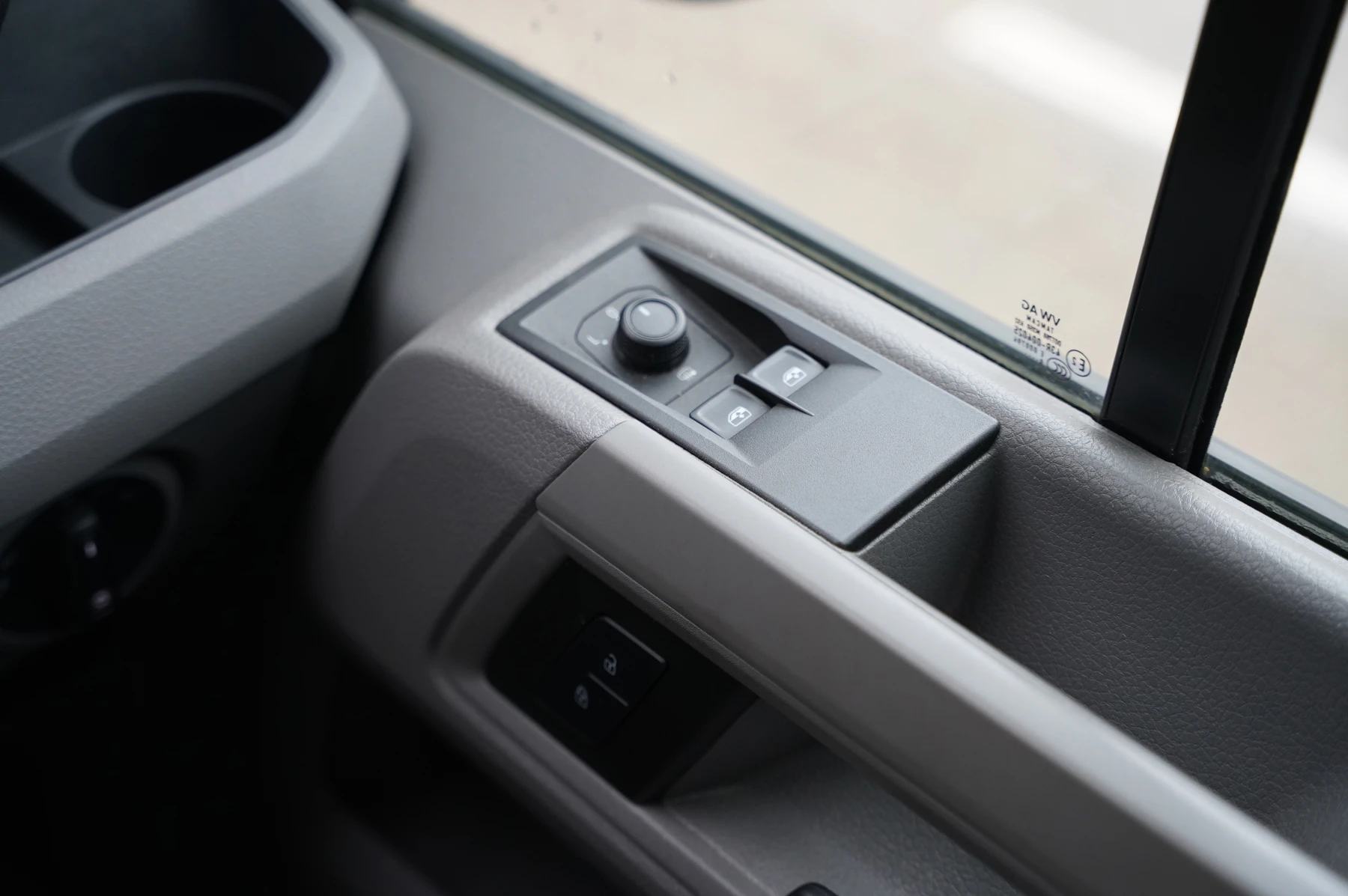 Volkswagen-California-image-22