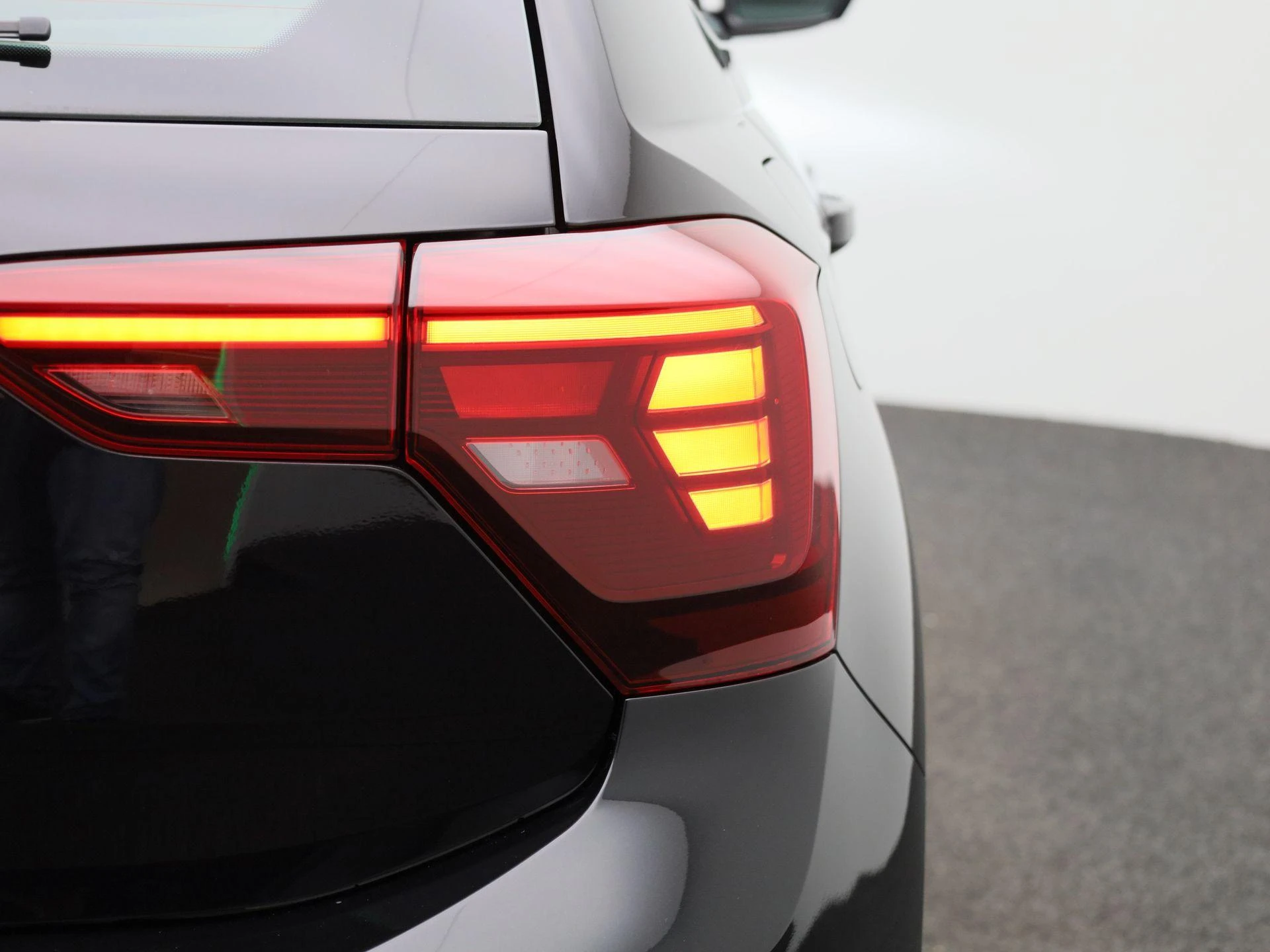 Volkswagen-Polo-image-37