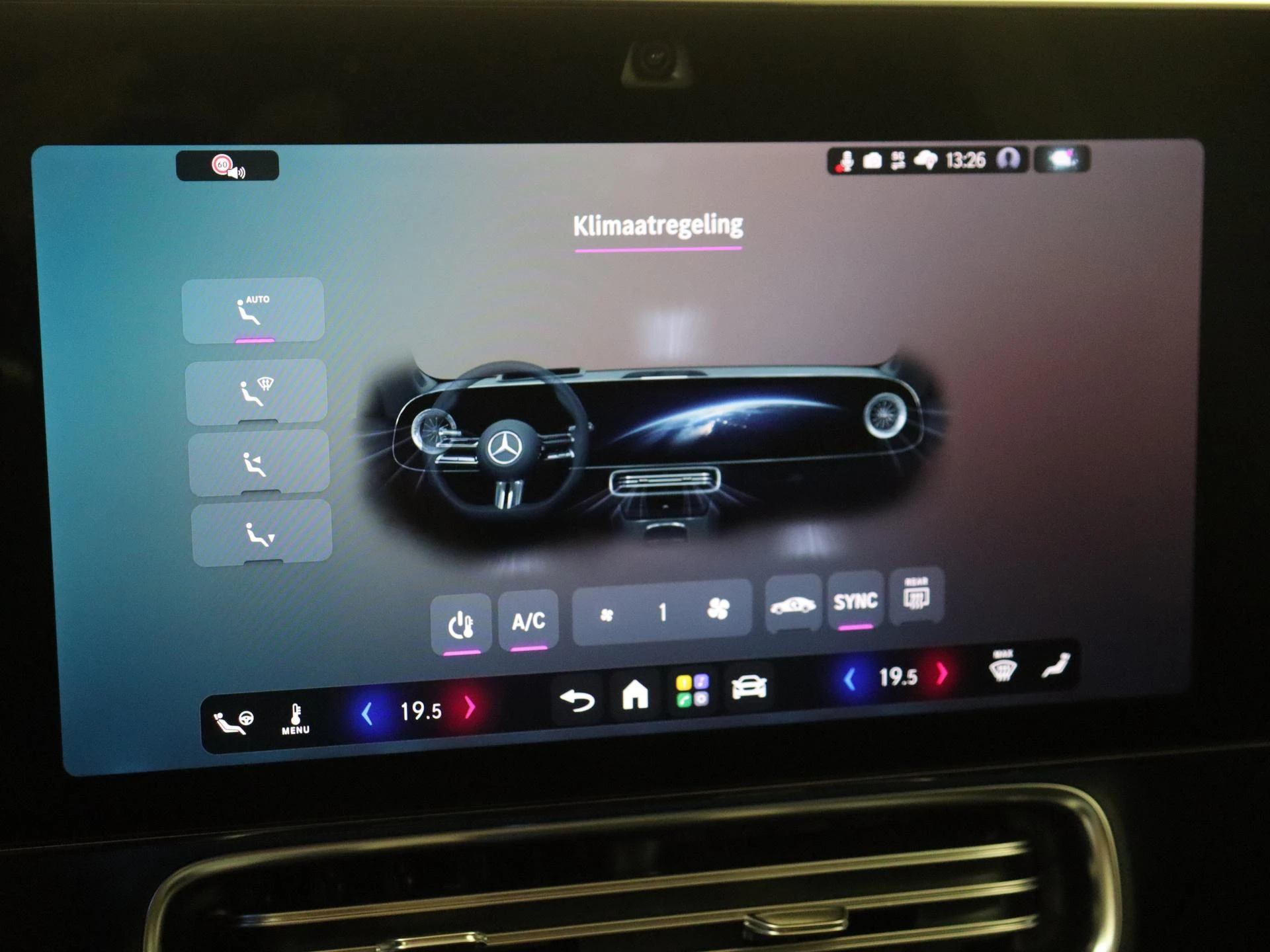 Mercedes-Benz-CLA-image-16