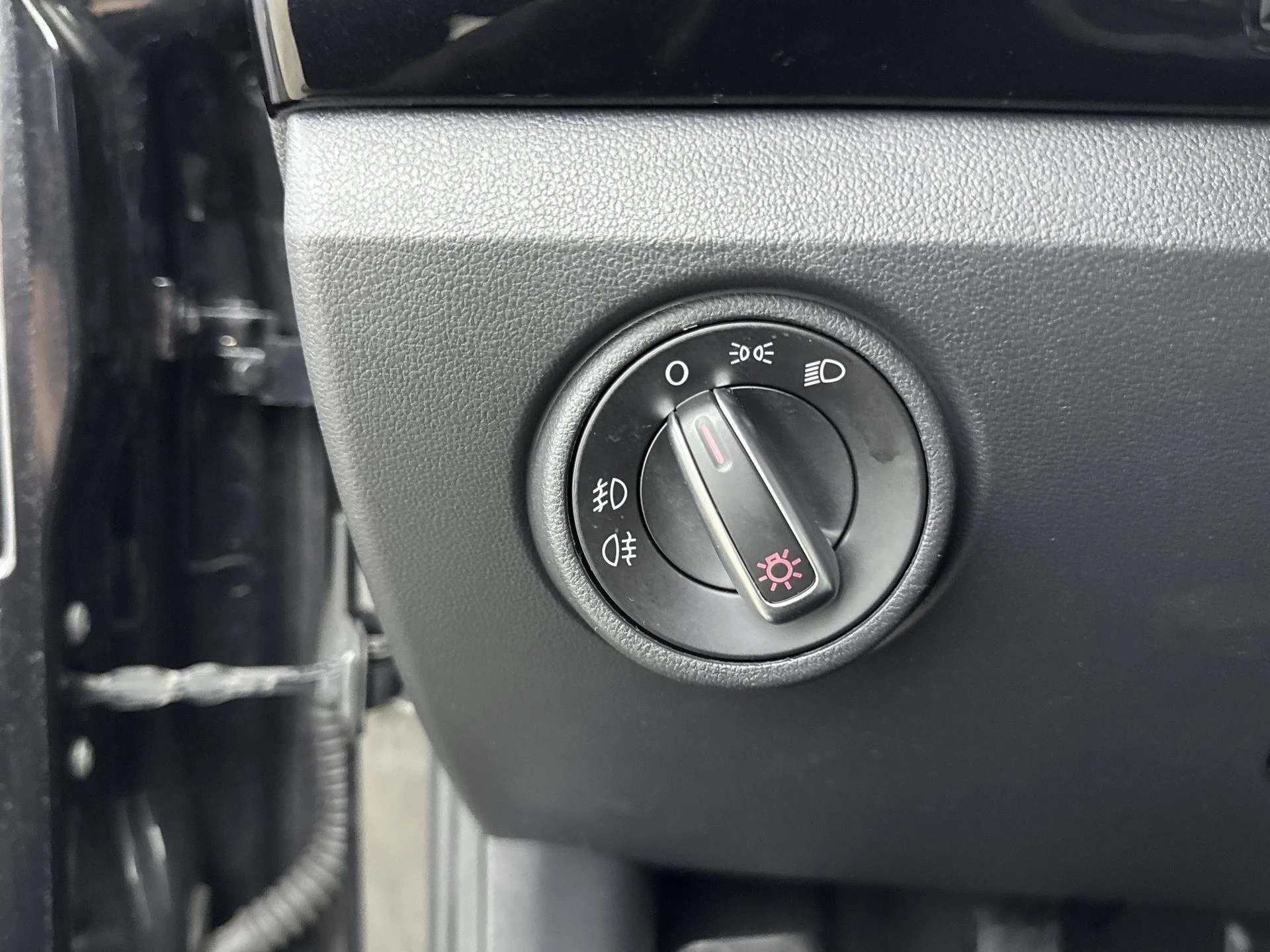 Volkswagen-up!-image-17