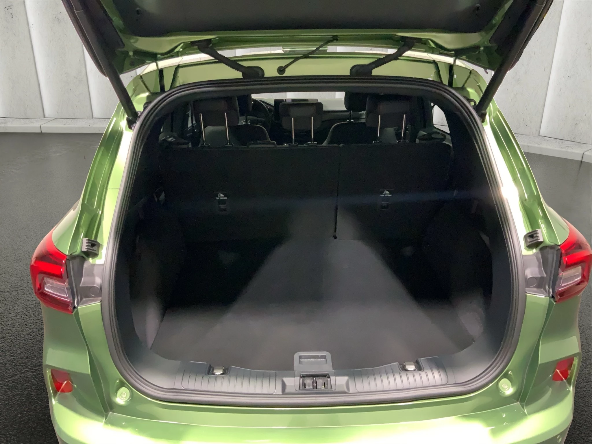 Ford Kuga ST-Line X Aut.*360GRAD*LED-MATRIX*NAVI*GRA*WINTER-PKT.