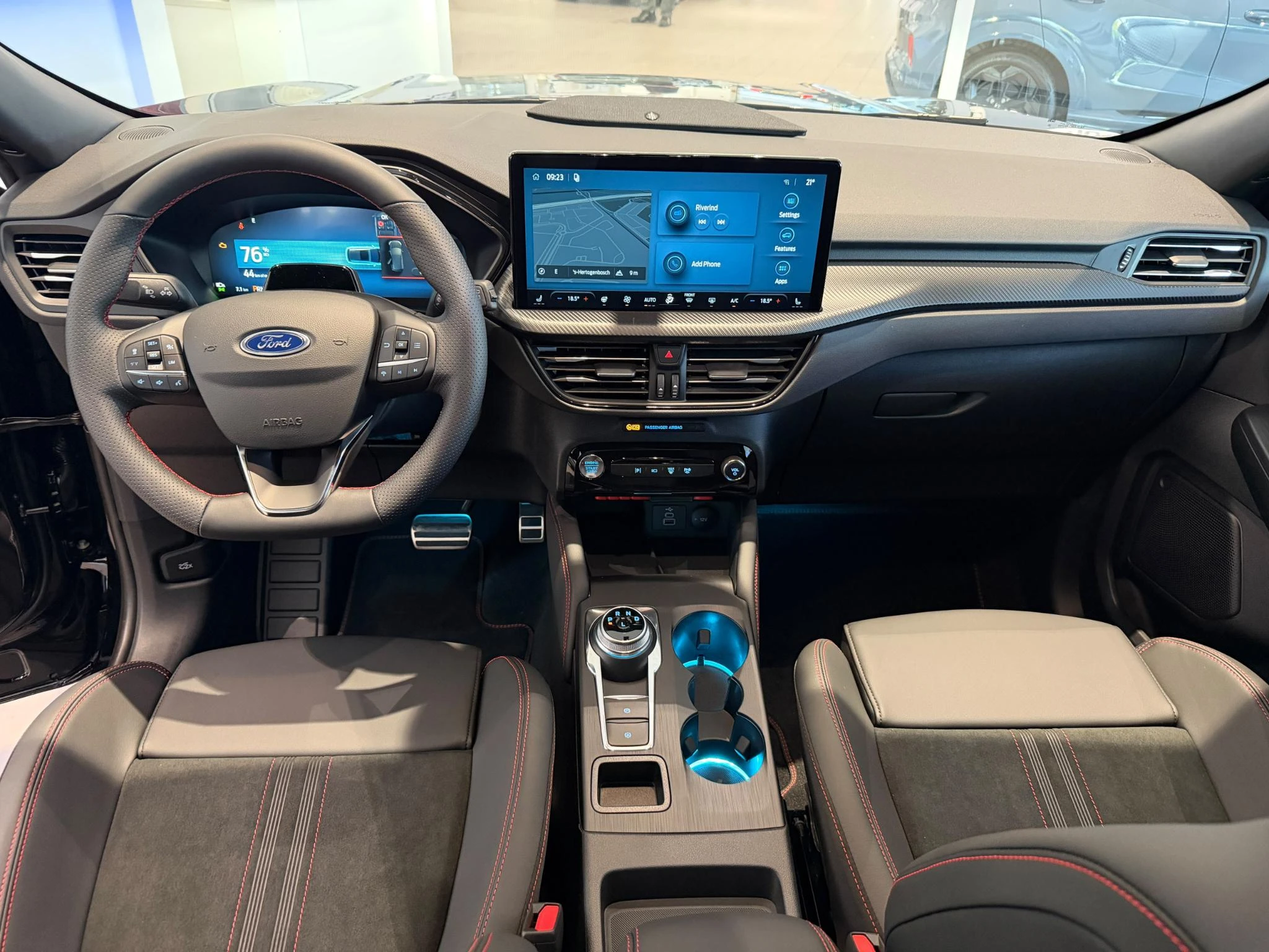 Ford-Kuga-image-0