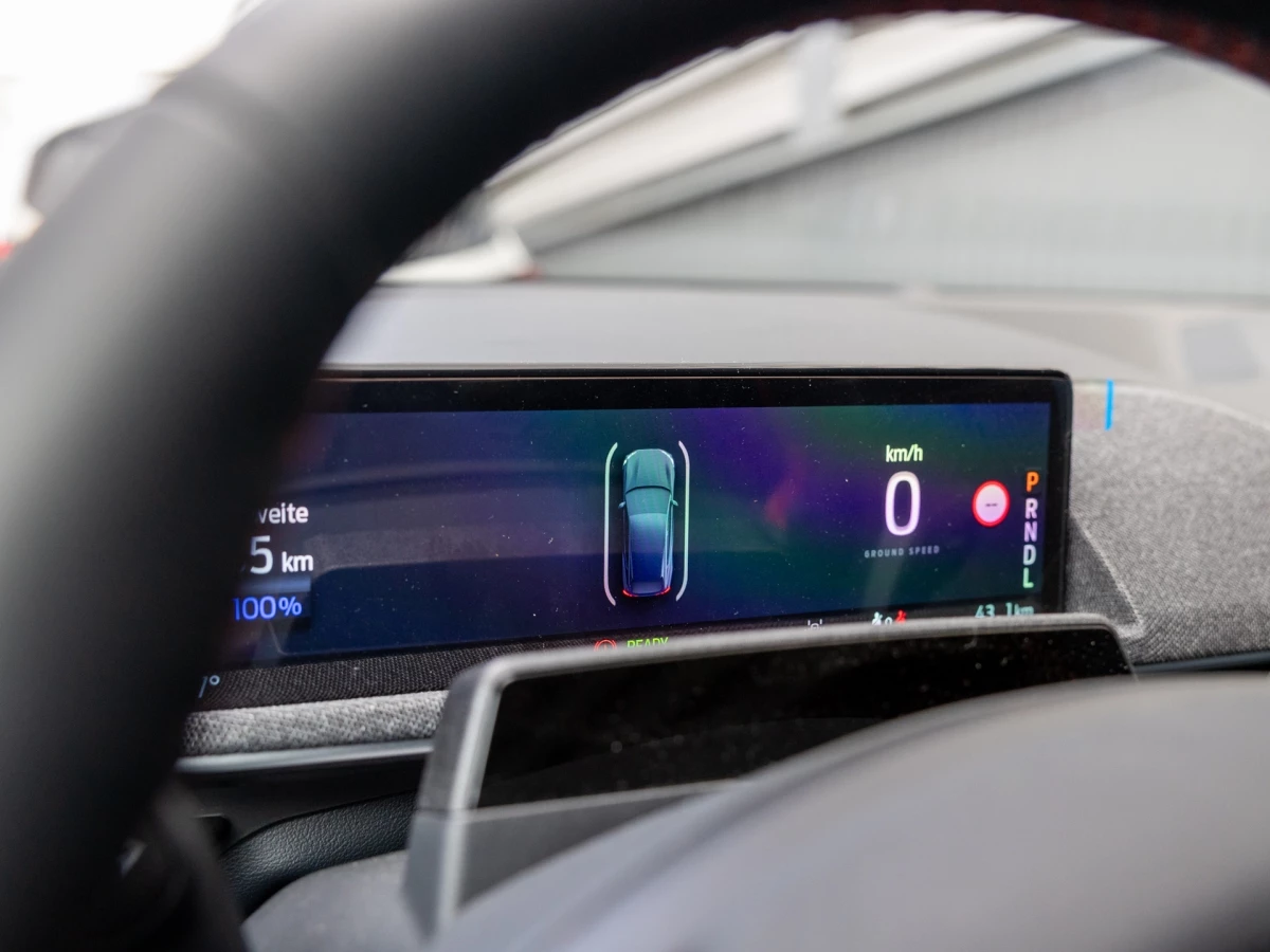 Ford-Mustang Mach-E-image-19