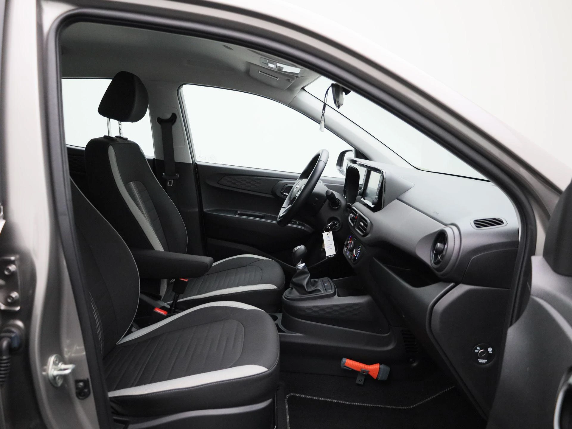 Hyundai-i10-image-27