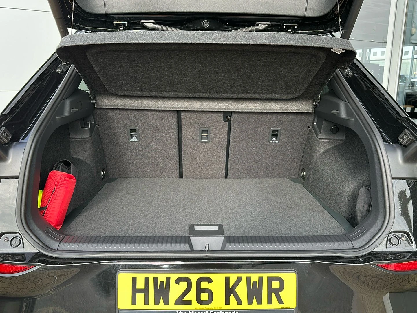 Volkswagen-T-Roc-image-14