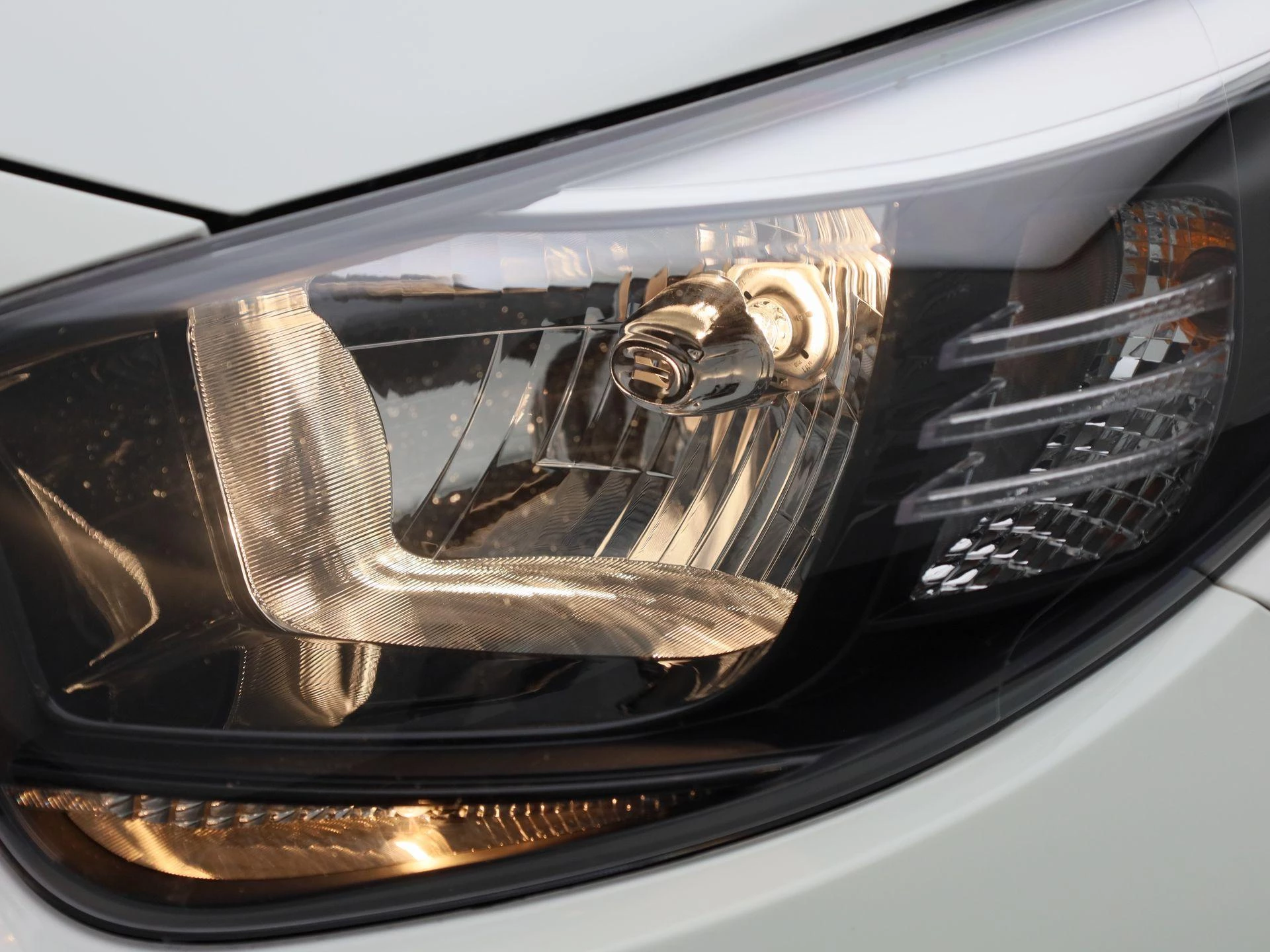 Kia-Picanto-image-12