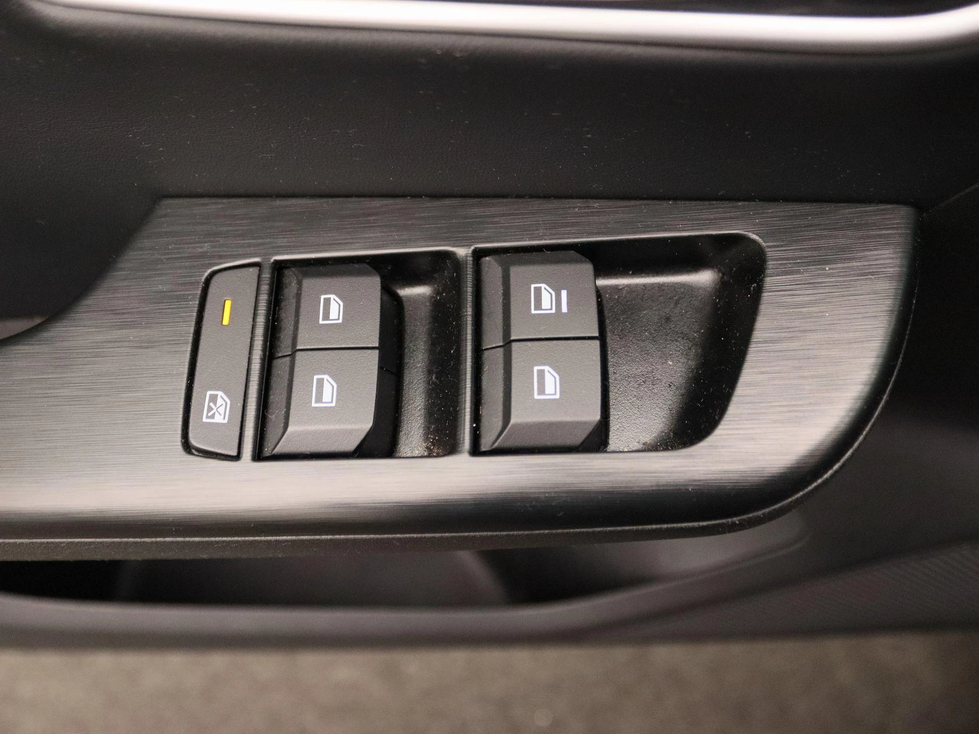 MG-ZS-image-21