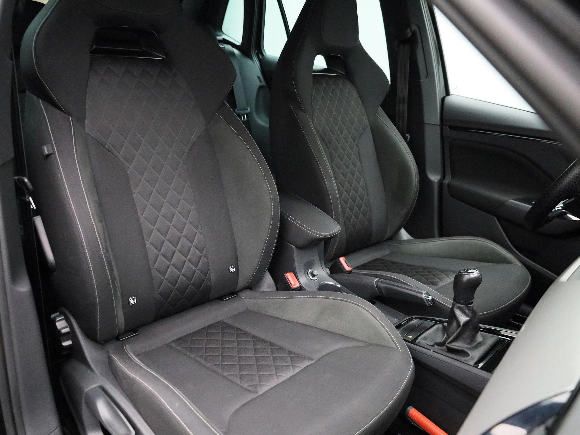 Škoda Kamiq 1.0 TSI Sport Business