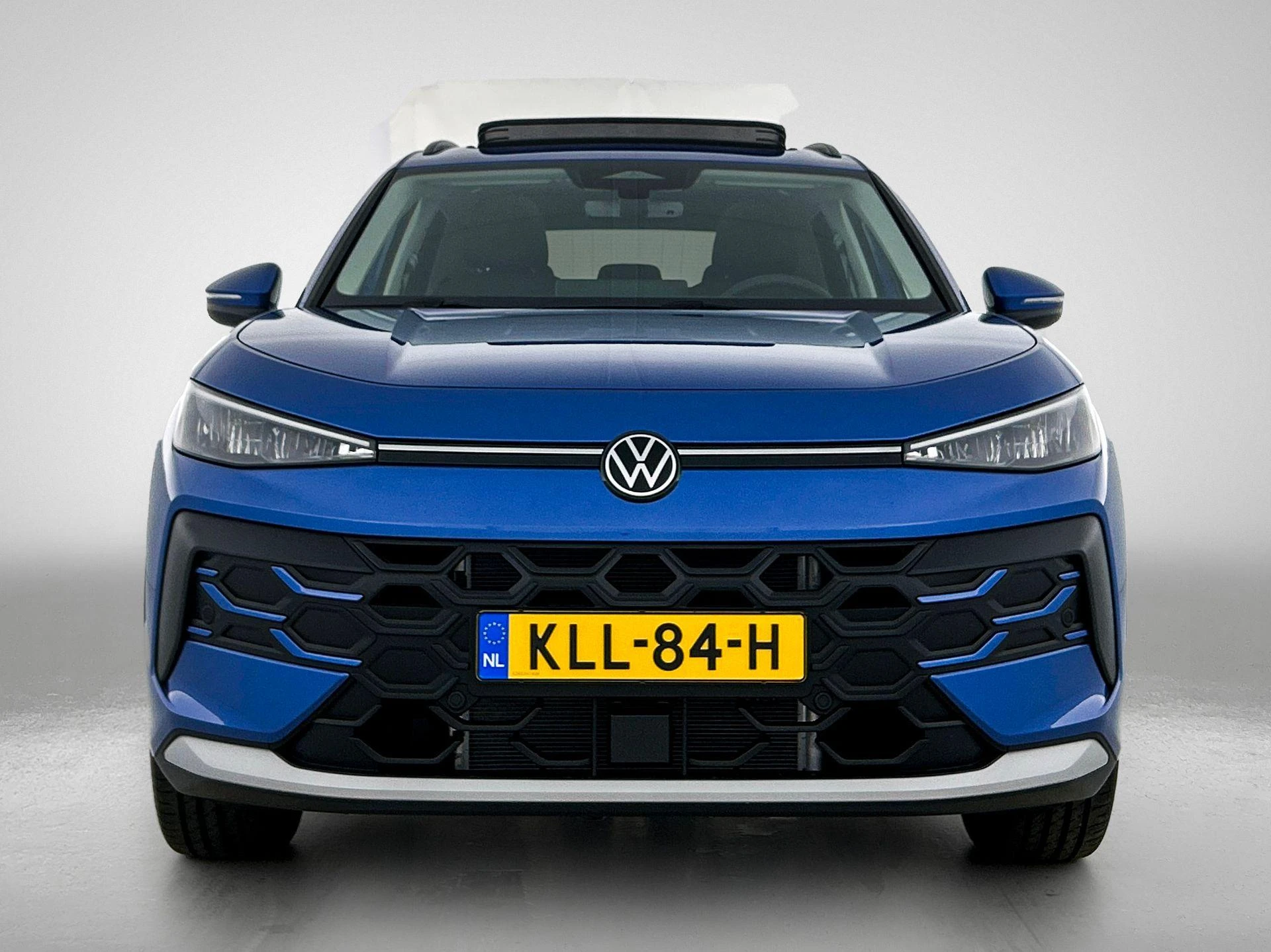 Volkswagen-T-Roc-image-4