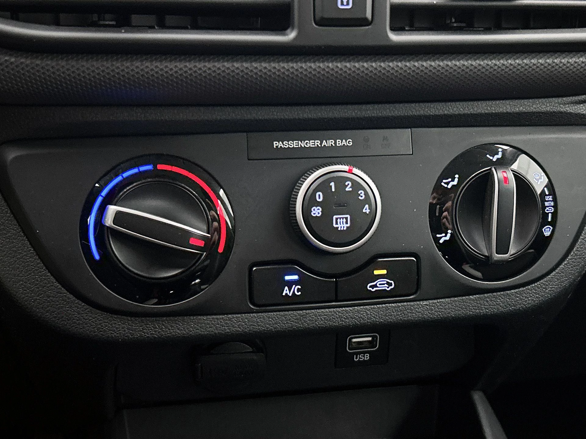 Hyundai-i10-image-17