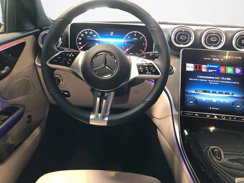 Mercedes-Benz C-Klasse 200 d AVANTGARDE DISTRONIC AHK 360° MEMORY AVANTGARDE