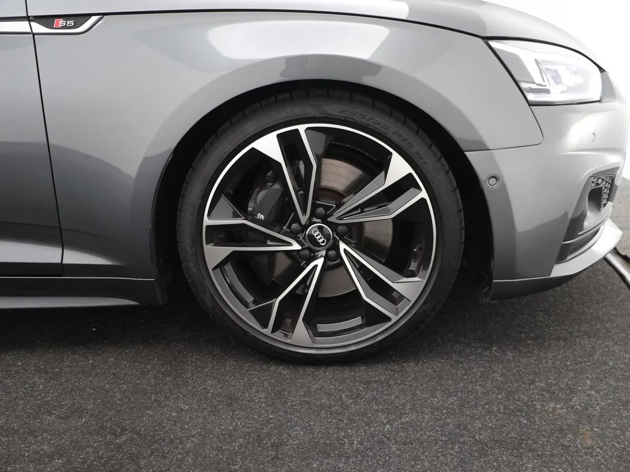 Audi-S5-image-16