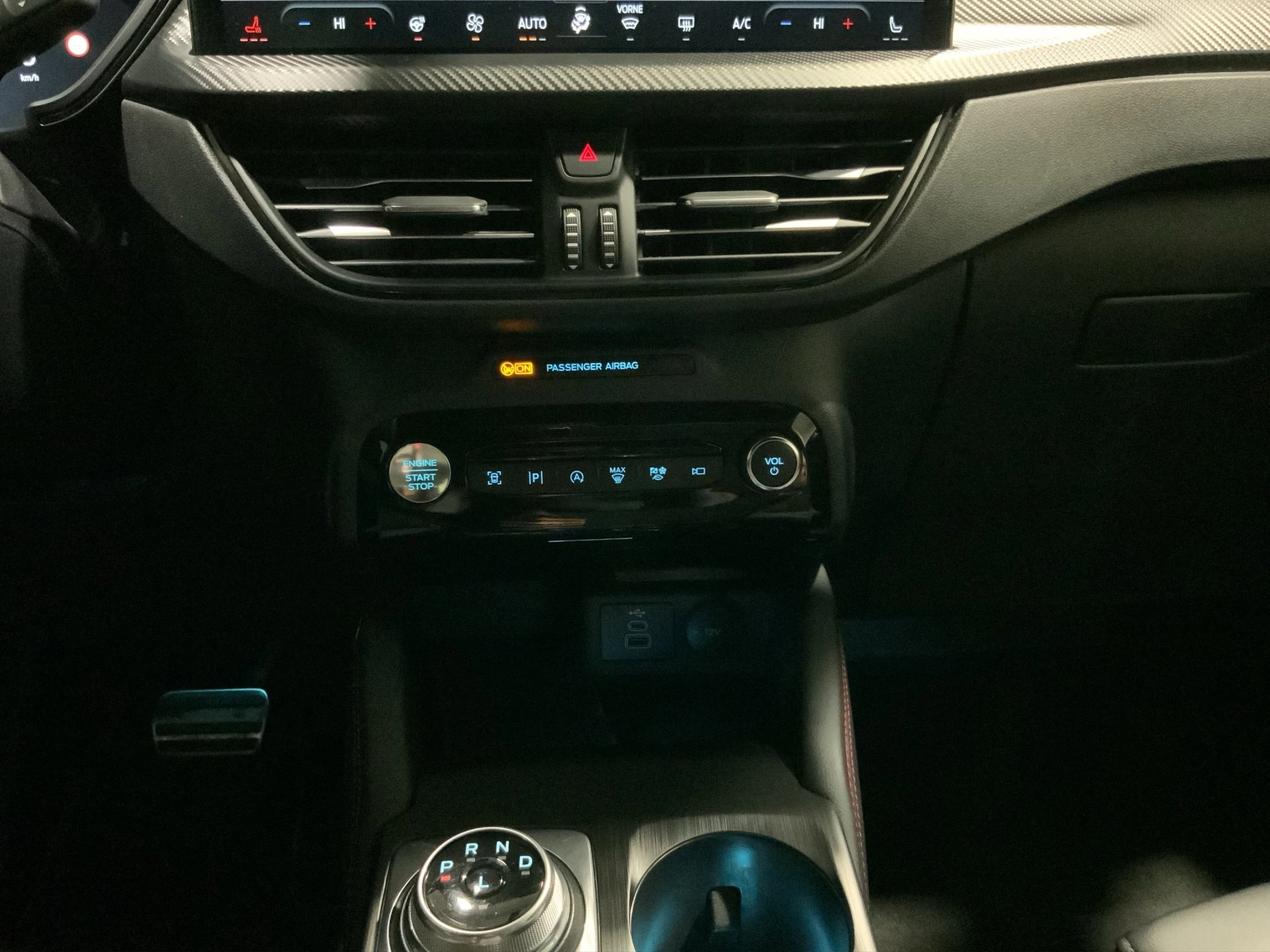 Ford-Kuga-image-13