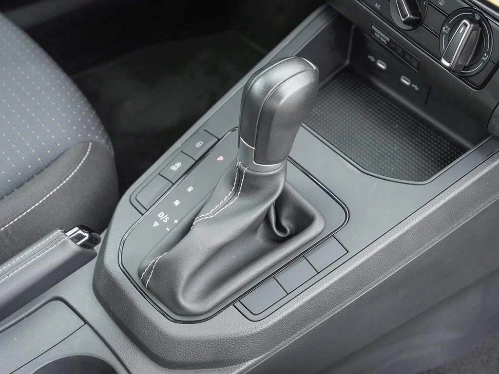 SEAT-Ibiza-image-8