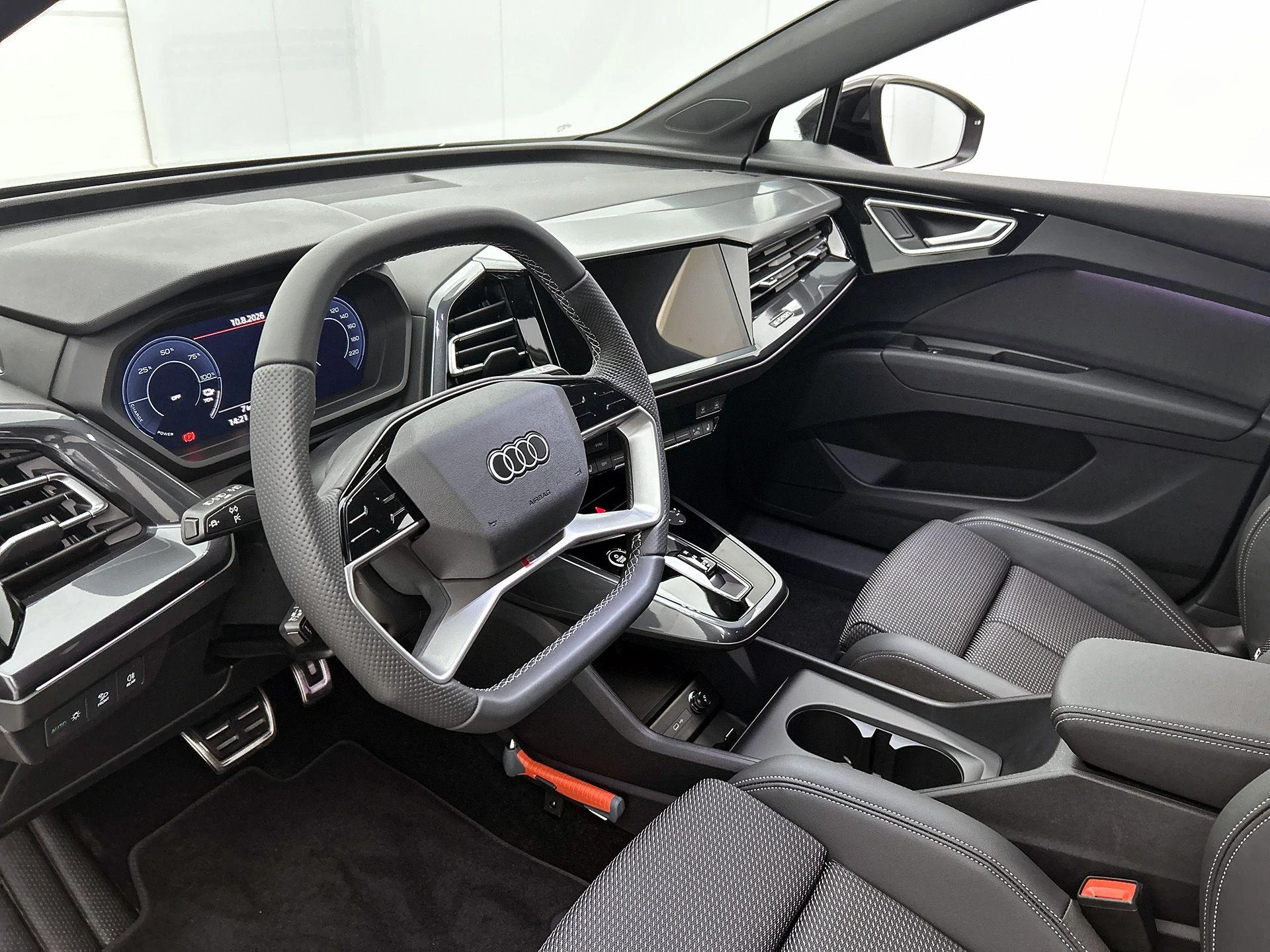 Audi-Q4 e-tron-image-20