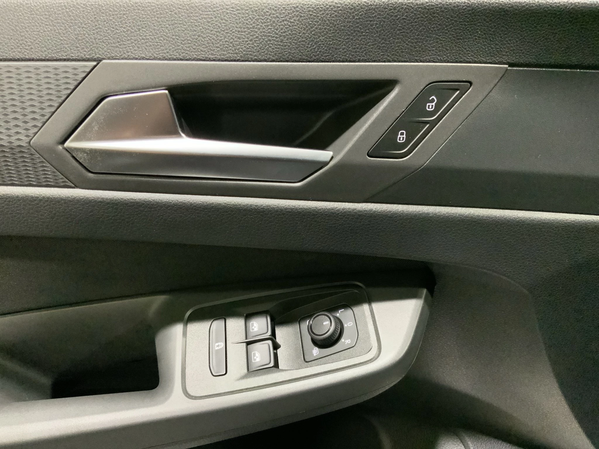Ford Tourneo Connect Grand Titanium Aut.*AHK*ACC*KAM*NAVI*SHZ
