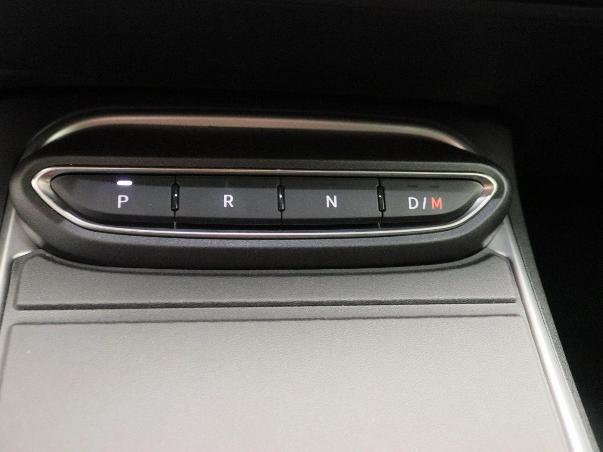 Jeep Avenger 1.2 e-Hybrid Summit