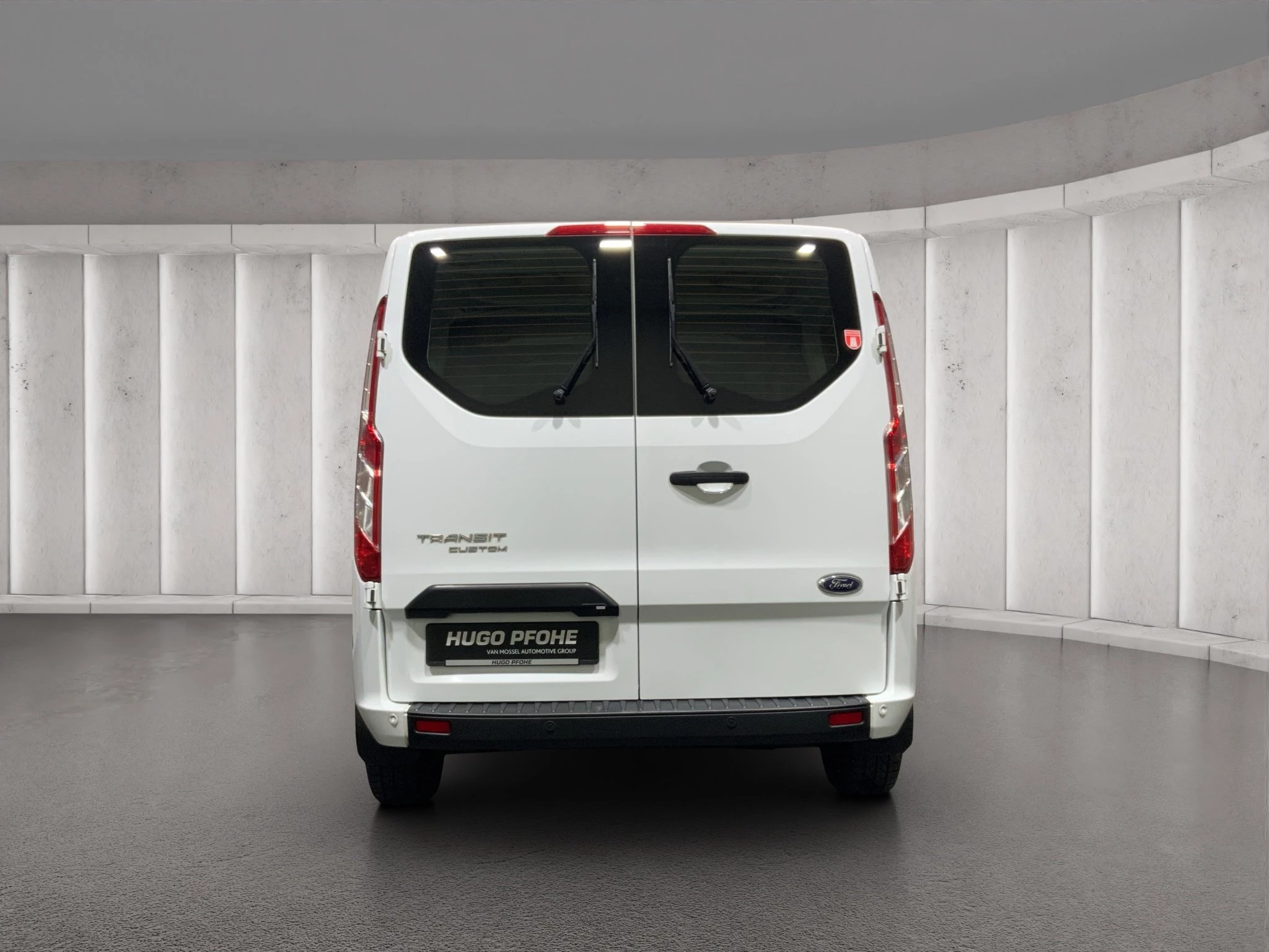 Ford-Transit Custom-image-3