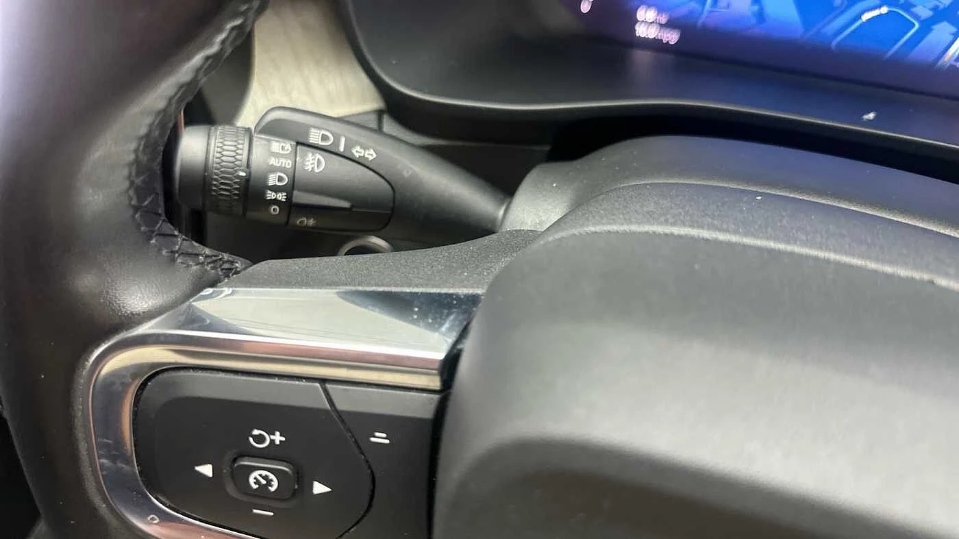 Volvo-XC40-image-23