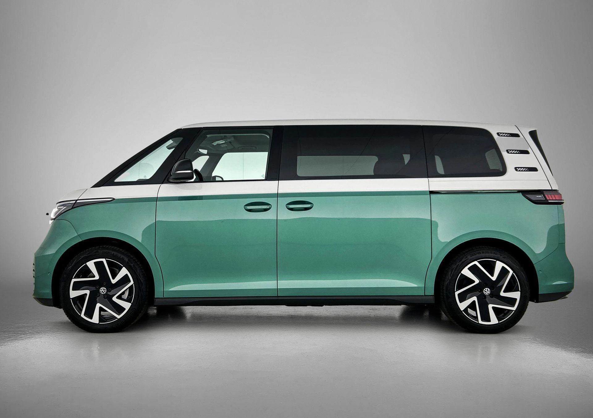 Volkswagen-ID. Buzz-image-1