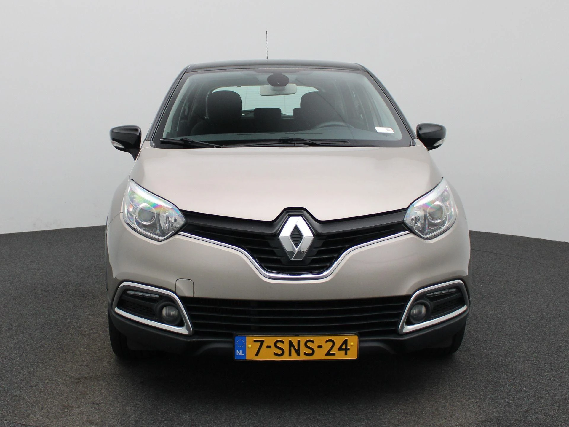 Renault-Captur-image-2