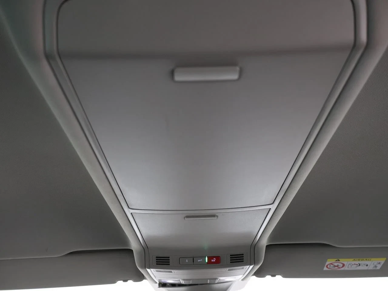 Volkswagen-Tiguan-image-22
