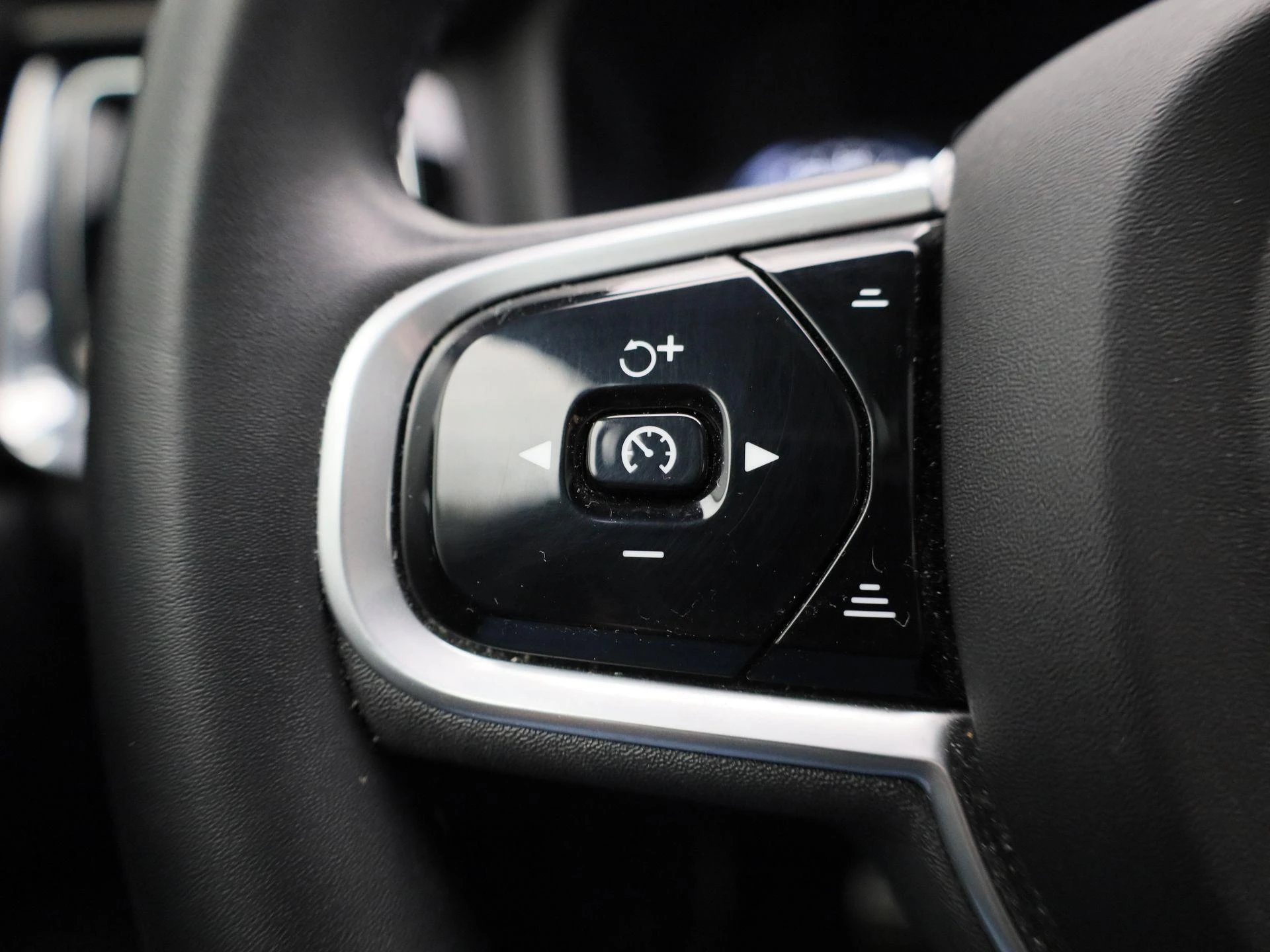 Volvo V60 2.0 T8 AWD Polestar Engineered